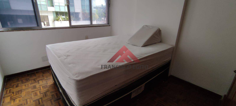 Imagem Apartamento com 3 Quartos à Venda, 120 m² em Icaraí - Niterói Imagem Apartamento com 3 Quartos à Venda, 120 m² em Icaraí - Niterói