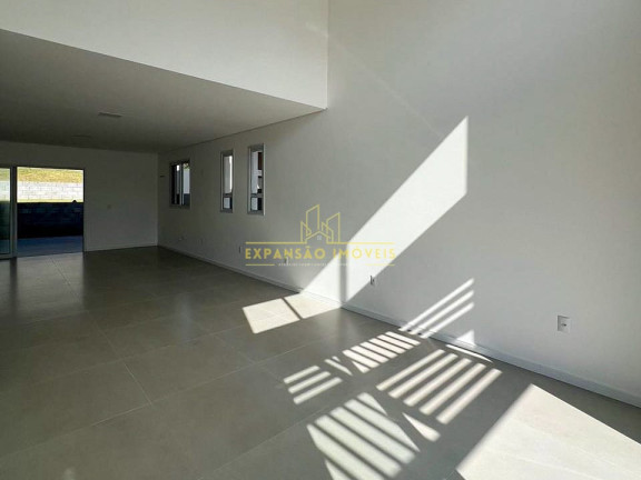 Imagem Casa com 3 Quartos à Venda, 208 m² em Pedra Branca - Palhoça Imagem Casa com 3 Quartos à Venda, 208 m² em Pedra Branca - Palhoça