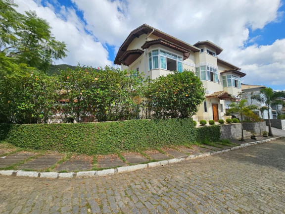 Imagem Casa com 6 Quartos à Venda, 300 m² em Tijuca - Teresópolis Imagem Casa com 6 Quartos à Venda, 300 m² em Tijuca - Teresópolis