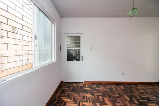 Imagem Imóvel com 2 Quartos à Venda, 42 m² em Cristal - Porto Alegre Imagem Imóvel com 2 Quartos à Venda, 42 m² em Cristal - Porto Alegre
