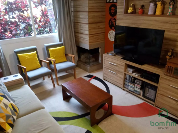 Imagem Sobrado com 3 Quartos à Venda, 150 m² em São Sebastião - Porto Alegre