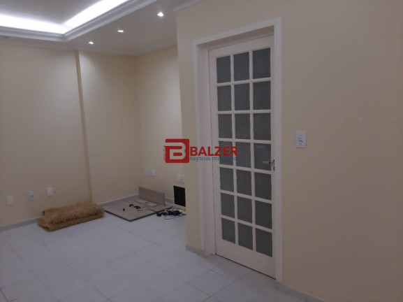 Imagem Apartamento com 2 Quartos à Venda, 104 m² em Centro - Florianópolis Imagem Apartamento com 2 Quartos à Venda, 104 m² em Centro - Florianópolis