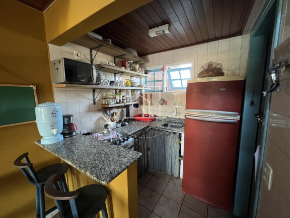 Imagem Casa com 3 Quartos à Venda, 150 m² em São João Do Rio Vermelho - Florianópolis Imagem Casa com 3 Quartos à Venda, 150 m² em São João Do Rio Vermelho - Florianópolis