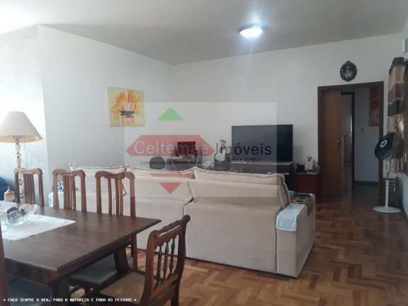 Imagem Casa com 5 Quartos à Venda, 258 m² em Loteamento Pinheiros De Tremembé - Tremembé Imagem Casa com 5 Quartos à Venda, 258 m² em Loteamento Pinheiros De Tremembé - Tremembé