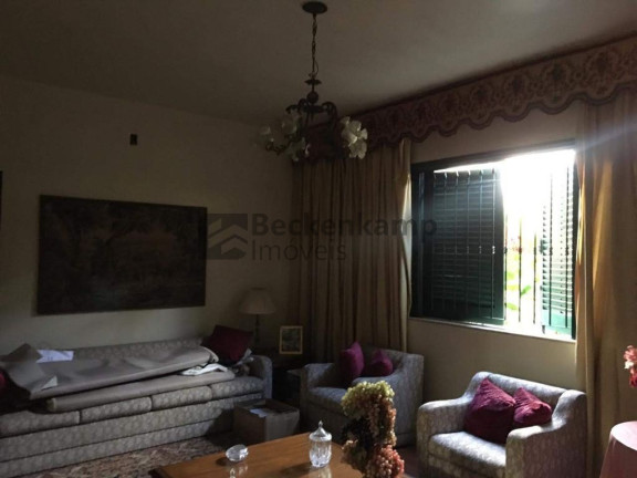 Imagem Casa com 3 Quartos à Venda, 433 m² em Jardim Normandia - Volta Redonda Imagem Casa com 3 Quartos à Venda, 433 m² em Jardim Normandia - Volta Redonda