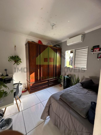 Imagem Casa de Condomínio com 3 Quartos à Venda, 167 m² em Cidade Salvador - Jacareí
