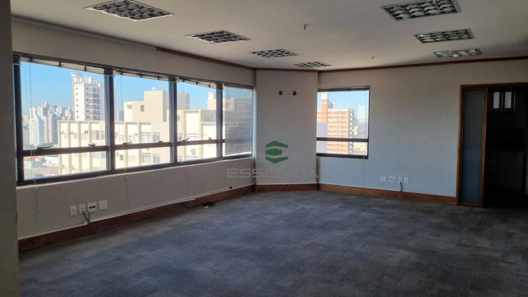 Sala Comercial à Venda ou Locação, 50 m² em Centro - São José Do Rio Preto