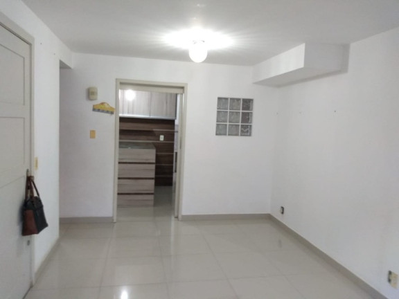 Imagem Sobrado com 4 Quartos à Venda, 90 m² em Humaitá - Porto Alegre Imagem Sobrado com 4 Quartos à Venda, 90 m² em Humaitá - Porto Alegre