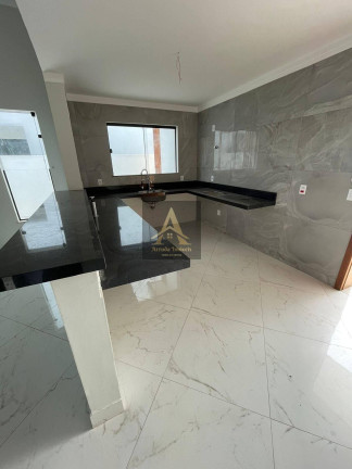 Imagem Casa com 3 Quartos à Venda, 360 m² em Nova São Pedro - São Pedro Da Aldeia