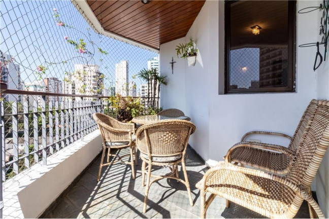 Imagem Apartamento com 4 Quartos à Venda, 217 m² em Moema - São Paulo Imagem Apartamento com 4 Quartos à Venda, 217 m² em Moema - São Paulo