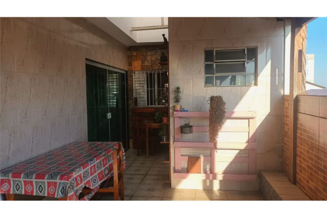 Imagem Sobrado com 3 Quartos à Venda, 495 m² em Vila São Jorge - Guarulhos Imagem Sobrado com 3 Quartos à Venda, 495 m² em Vila São Jorge - Guarulhos