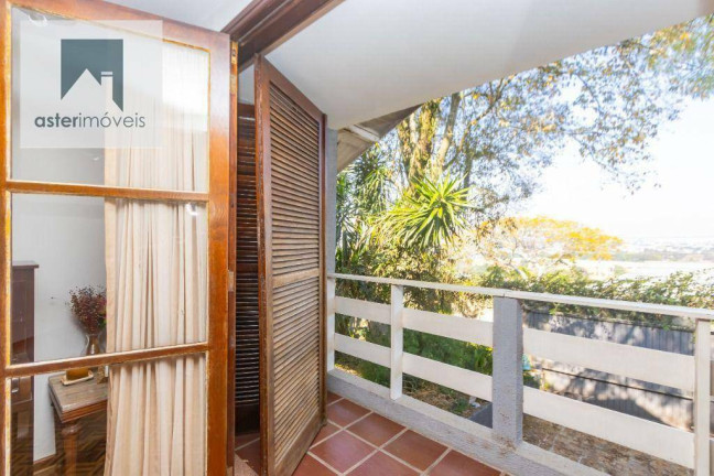 Imagem Casa com 4 Quartos à Venda, 180 m² em Guabirotuba - Curitiba