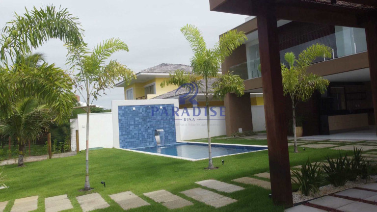 Imagem Casa com 6 Quartos à Venda, 350 m² em Guarajuba - Camaçari Imagem Casa com 6 Quartos à Venda, 350 m² em Guarajuba - Camaçari