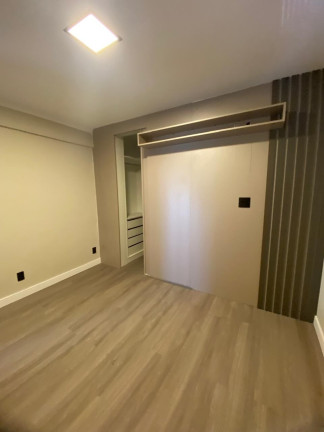 Imagem Apartamento com 3 Quartos à Venda, 192 m² em Pompéia - Santos
