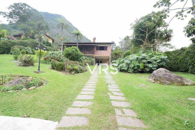 Imagem Casa com 4 Quartos à Venda, 266 m² em Granja Guarani - Teresópolis Imagem Casa com 4 Quartos à Venda, 266 m² em Granja Guarani - Teresópolis