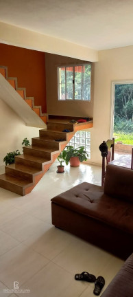 Imagem Imóvel com 4 Quartos à Venda, 1.124 m² em Centro - Guararema Imagem Imóvel com 4 Quartos à Venda, 1.124 m² em Centro - Guararema