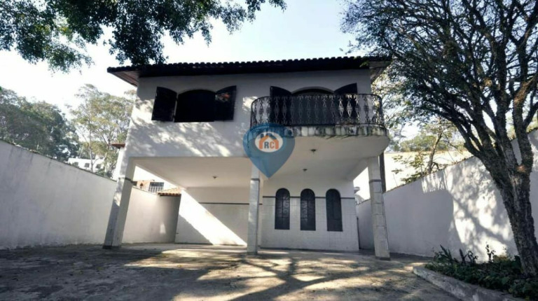 Imagem Sobrado com 5 Quartos à Venda, 266 m² em Vila São Francisco - São Paulo