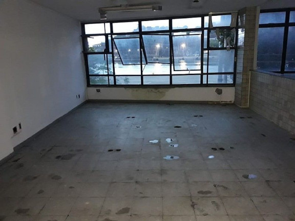 Imóvel Comercial para Alugar, 765 m² em Centro - Vitoria