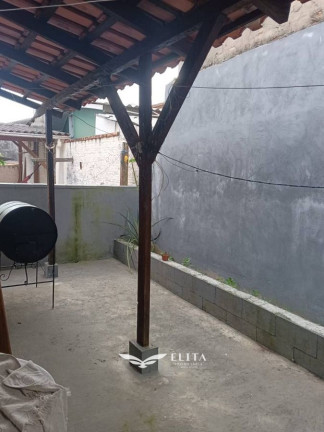 Imagem Casa com 3 Quartos à Venda, 60 m² em Centro - Penha