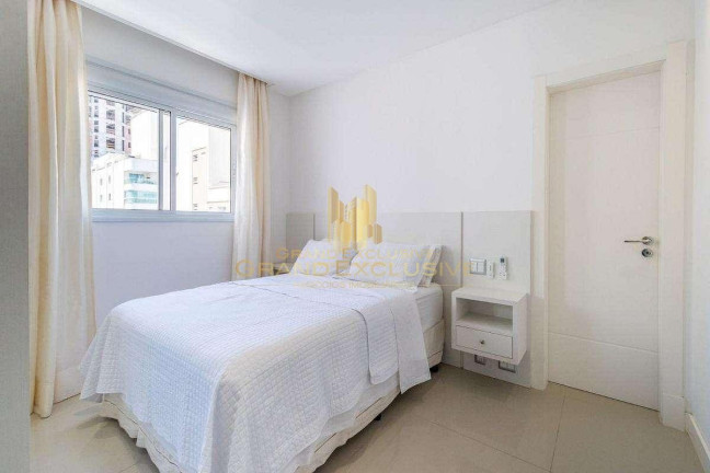 Imagem Apartamento com 3 Quartos à Venda, 125 m² em Centro - Balneário Camboriú Imagem Apartamento com 3 Quartos à Venda, 125 m² em Centro - Balneário Camboriú