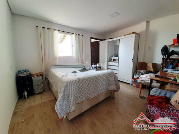 Imagem Casa com 3 Quartos à Venda, 110 m² em Parque Santo Antônio - Jacareí Imagem Casa com 3 Quartos à Venda, 110 m² em Parque Santo Antônio - Jacareí
