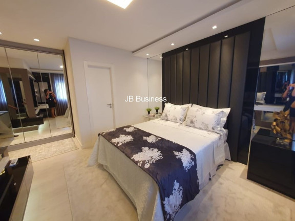 Imagem Imóvel com 3 Quartos à Venda, 128 m² em Centro - Balneário Camboriú