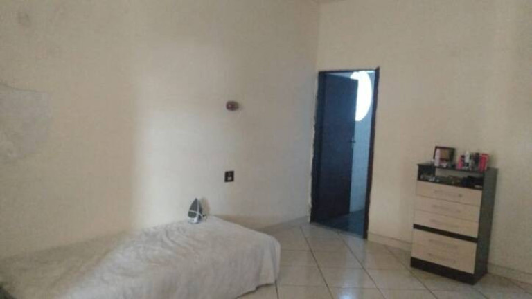 Imagem Casa com 4 Quartos à Venda, 270 m² em Parque São Jorge - Taubaté