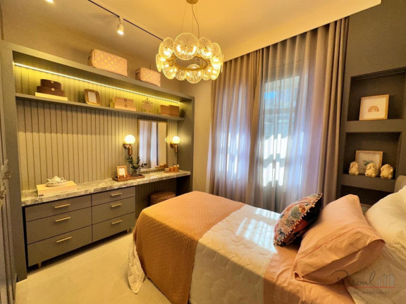 Imagem Apartamento com 2 Quartos à Venda, 102 m² em Centro - Florianópolis Imagem Apartamento com 2 Quartos à Venda, 102 m² em Centro - Florianópolis