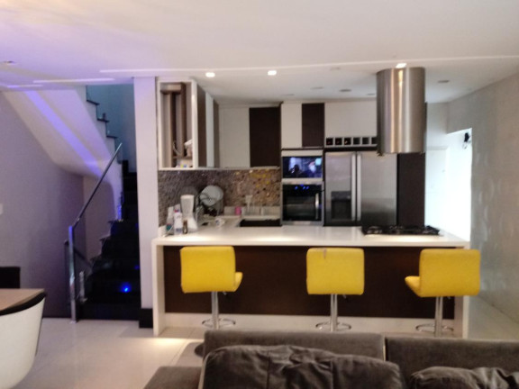Imagem Sobrado com 2 Quartos à Venda, 240 m² em Cambuci - São Paulo