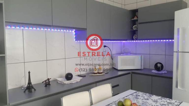 Imagem Casa com 4 Quartos à Venda, 127 m² em Parque Santo Antônio - Jacareí Imagem Casa com 4 Quartos à Venda, 127 m² em Parque Santo Antônio - Jacareí