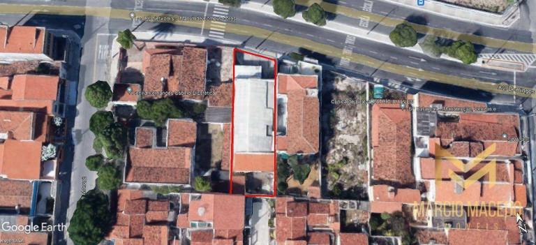 Imagem Casa com 10 Quartos à Venda, 240 m² em Benfica - Fortaleza