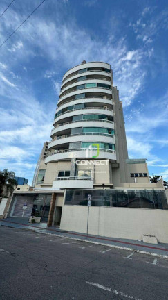 Apartamento com 3 Quartos à Venda, 220 m² em Vila Operária - Itajaí