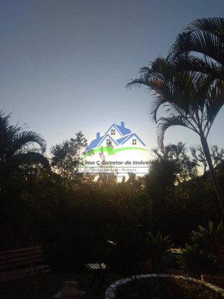 Imagem Casa com 3 Quartos à Venda, 906 m² em Parque Petrópolis - Mairiporã Imagem Casa com 3 Quartos à Venda, 906 m² em Parque Petrópolis - Mairiporã