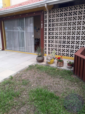 Imagem Casa com 2 Quartos à Venda, em Capão Novo - Capão Da Canoa Imagem Casa com 2 Quartos à Venda, em Capão Novo - Capão Da Canoa