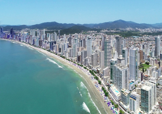 Imagem Apartamento com 4 Quartos à Venda, 240 m² em Centro - Balneário Camboriú
