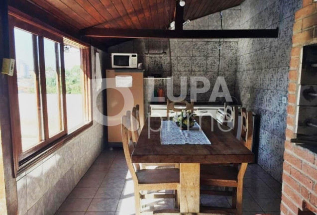 Imagem Casa com 5 Quartos para Alugar, 241 m² em Tremembé - São Paulo Imagem Casa com 5 Quartos para Alugar, 241 m² em Tremembé - São Paulo