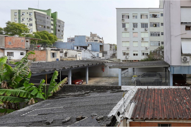 Imagem Imóvel com 2 Quartos à Venda, em Menino Deus - Porto Alegre Imagem Imóvel com 2 Quartos à Venda, em Menino Deus - Porto Alegre