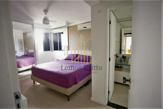 Imagem Imóvel com 4 Quartos à Venda, 240 m² em Horto Florestal - Salvador Imagem Imóvel com 4 Quartos à Venda, 240 m² em Horto Florestal - Salvador
