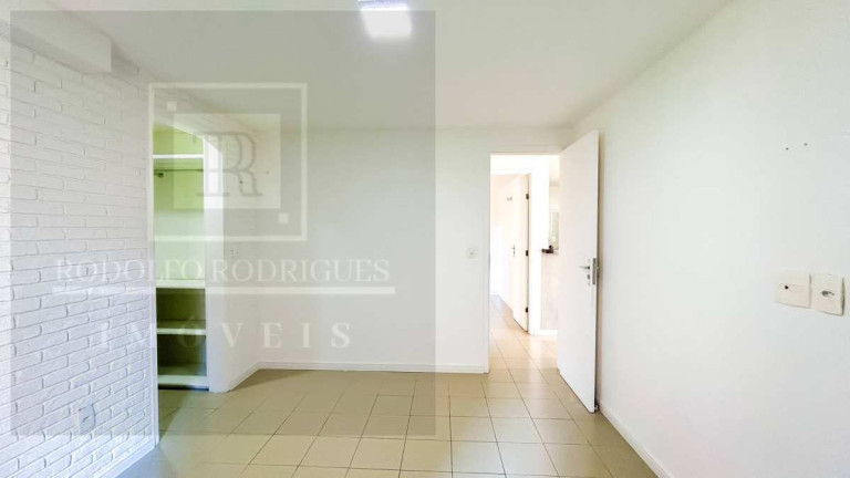 Imagem Apartamento com 2 Quartos à Venda, 65 m² Imagem Apartamento com 2 Quartos à Venda, 65 m²