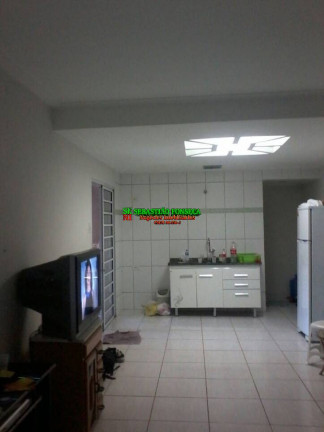 Imagem Casa com 3 Quartos à Venda, 250 m² em Jaragua - Taubaté