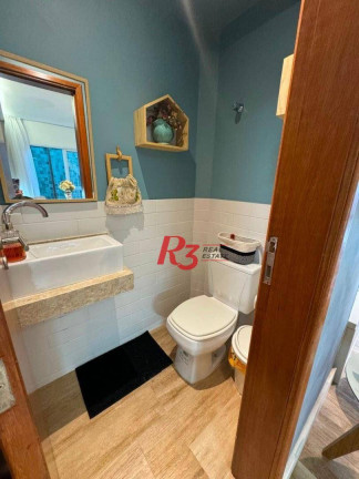 Imagem Sobrado com 4 Quartos à Venda, 192 m² em Aparecida - Santos
