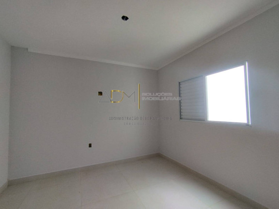 Imagem Casa com 3 Quartos à Venda, 250 m² em Jardim Ypê - Botucatu