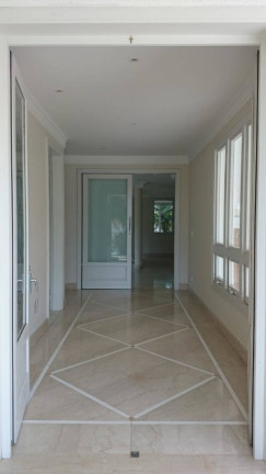 Imagem Casa com 4 Quartos à Venda, 470 m² em Alphaville Residencial Dois - Barueri Imagem Casa com 4 Quartos à Venda, 470 m² em Alphaville Residencial Dois - Barueri