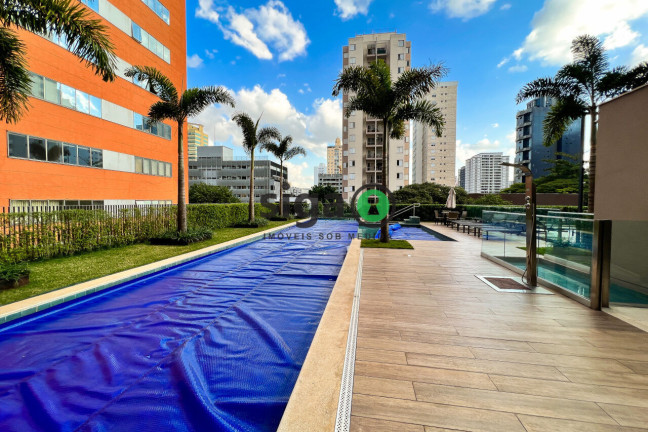 Apartamento com 2 Quartos para Alugar, 72 m² em Moema - São Paulo