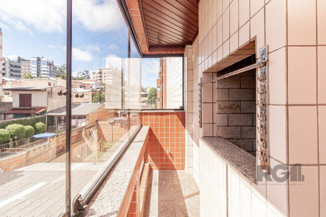 Imagem Imóvel com 3 Quartos à Venda, em Menino Deus - Porto Alegre Imagem Imóvel com 3 Quartos à Venda, em Menino Deus - Porto Alegre