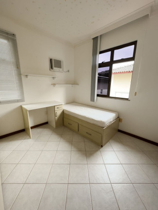 Imagem Casa com 4 Quartos à Venda, 203 m² em Stella Maris - Salvador Imagem Casa com 4 Quartos à Venda, 203 m² em Stella Maris - Salvador