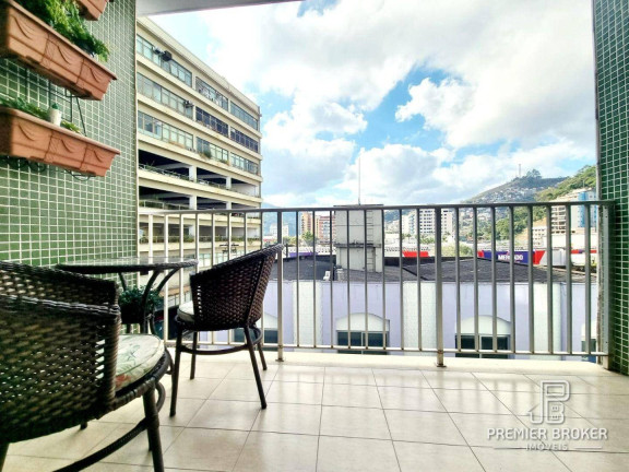 Imagem Apartamento com 3 Quartos à Venda, 147 m² em Várzea - Teresópolis