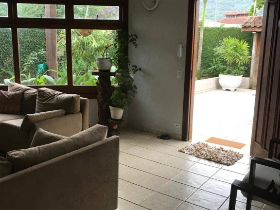 Imagem Casa com 5 Quartos à Venda, 450 m² em Jardim Carolina - Ubatuba Imagem Casa com 5 Quartos à Venda, 450 m² em Jardim Carolina - Ubatuba