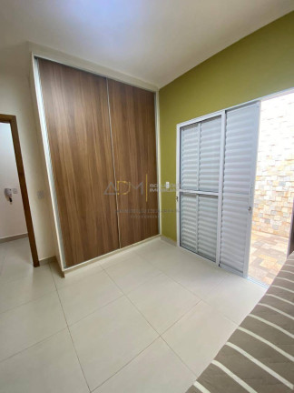 Imagem Casa com 2 Quartos à Venda, 250 m² em Jardim Itamarati - Botucatu