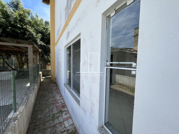 Imagem Casa com 3 Quartos à Venda, 230 m² em São João Do Rio Vermelho - Florianópolis Imagem Casa com 3 Quartos à Venda, 230 m² em São João Do Rio Vermelho - Florianópolis